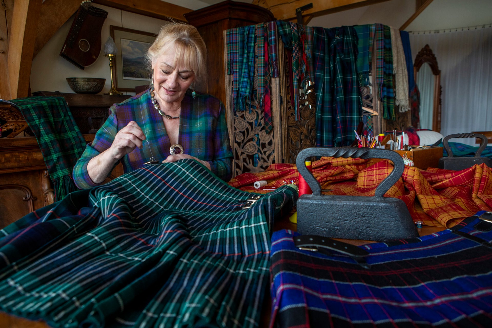 Traditional kiltmaker Marion Foster, the founder of the Askival of Strathearn Kilt College, near Perth is offering people around the world the chance to learn the art of kiltmaking from the comfort of their own home thanks to an innovative new online course.