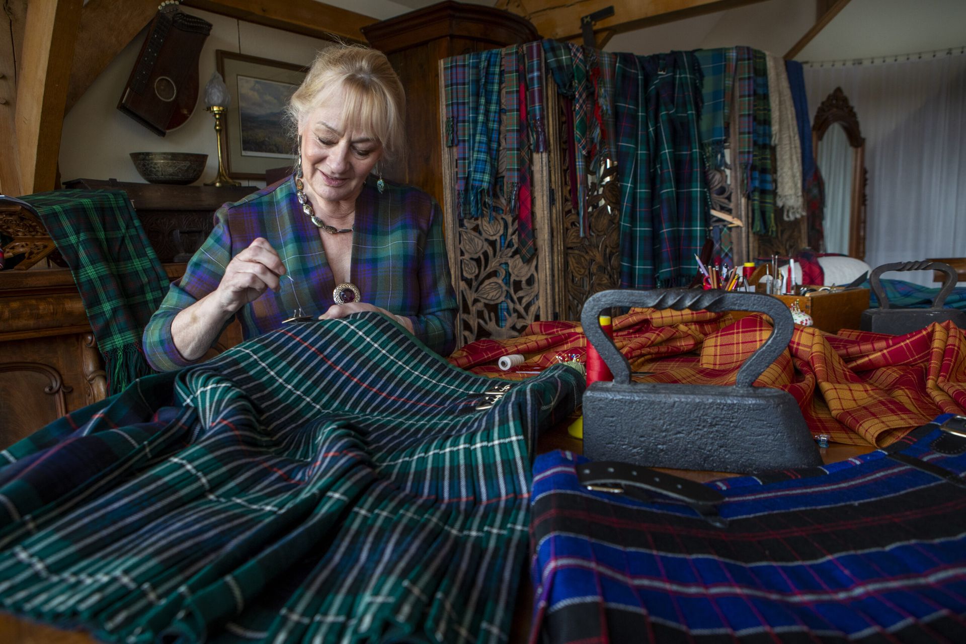 Traditional kiltmaker Marion Foster, the founder of the Askival of Strathearn Kilt College, near Perth is offering people around the world the chance to learn the art of kiltmaking from the comfort of their own home thanks to an innovative new online course.